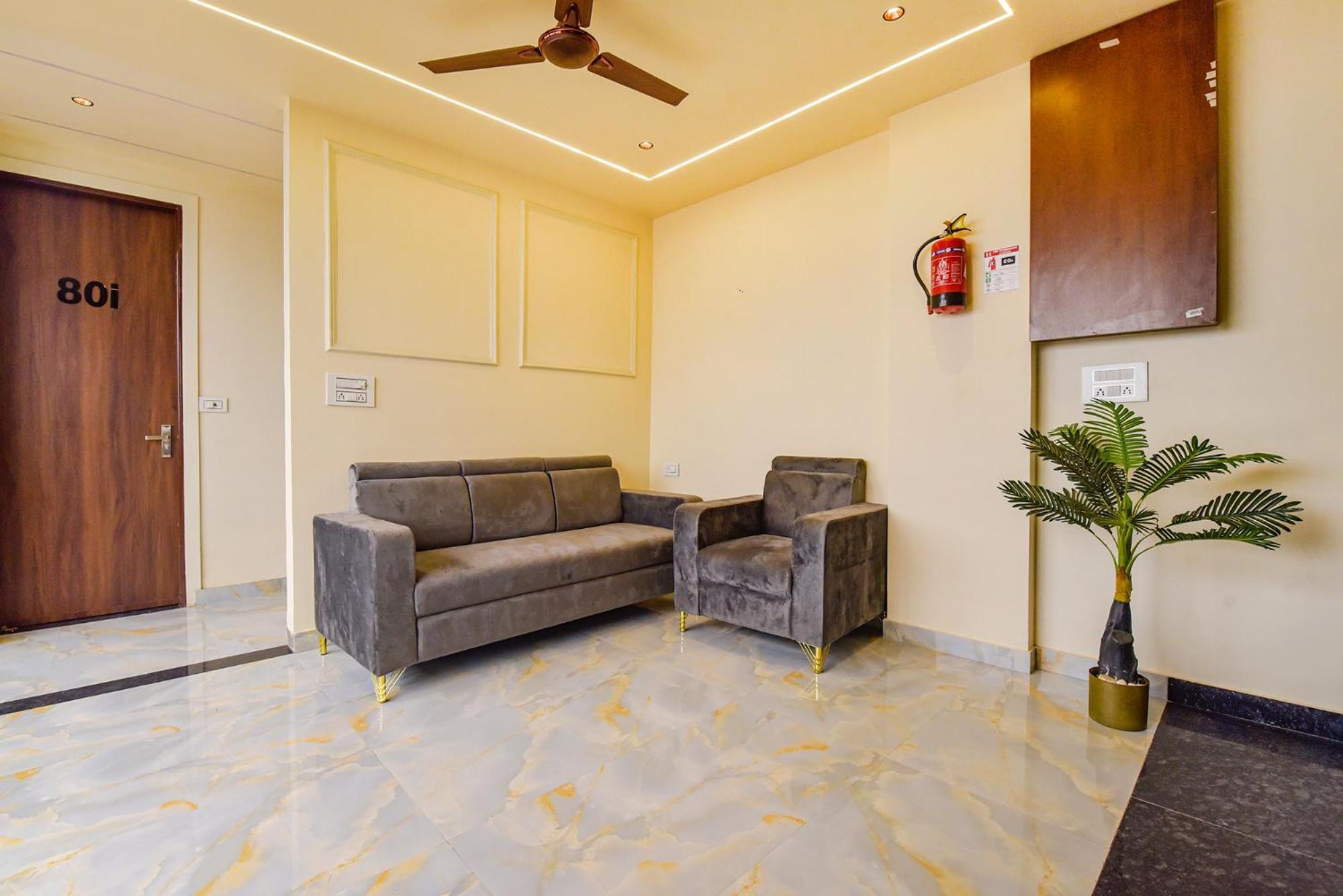 Fabhotel Blooming Beds Pearl Jaipur Bagian luar foto