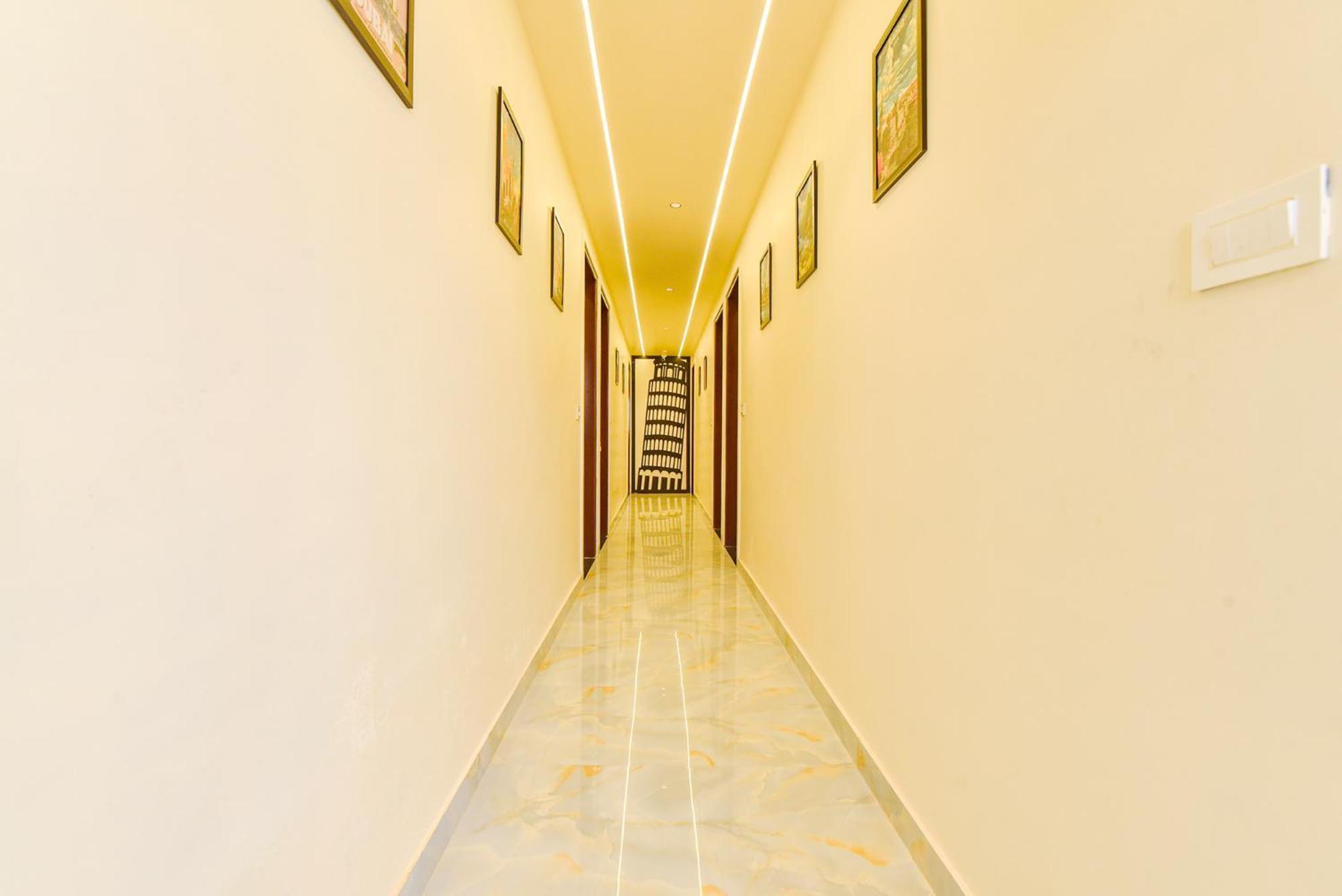 Fabhotel Blooming Beds Pearl Jaipur Bagian luar foto